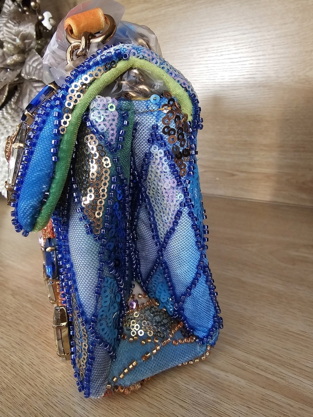 Kurt Geiger Medium Sequin Kesington Bag. - Picture 4 of 10